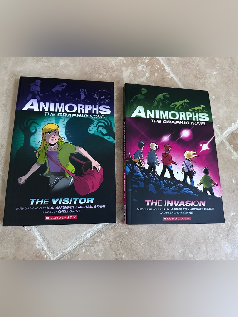 2 Book Set Animorphs The Visitor & The Invasion Graphic Novels Like New